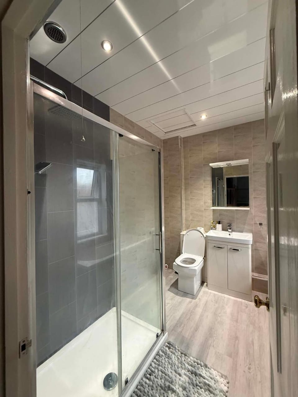 Shower, Bathroom