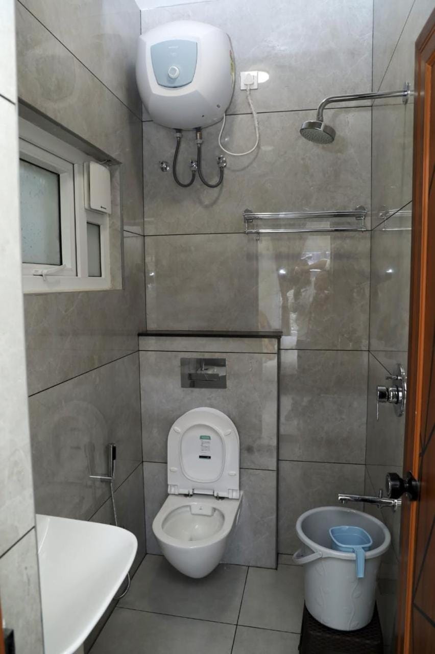 Toilet, Bathroom