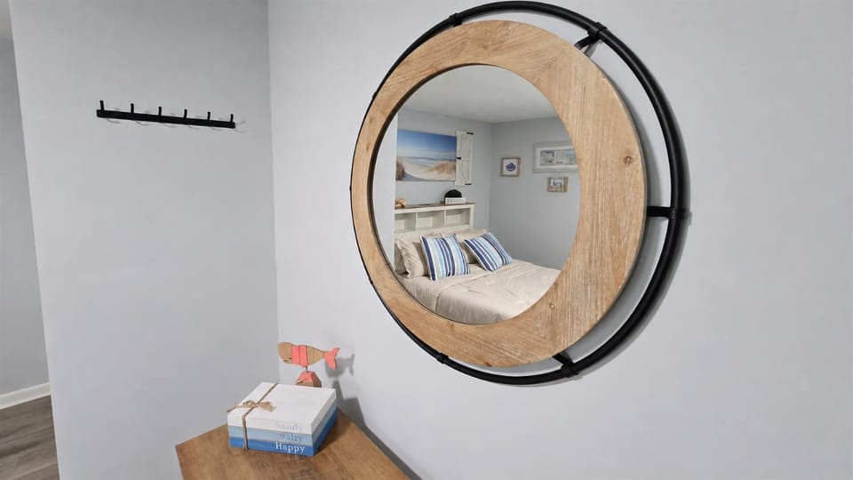 BlueHaven Suite 02 Monthly Room Near Yale & HVN Country House in East Haven