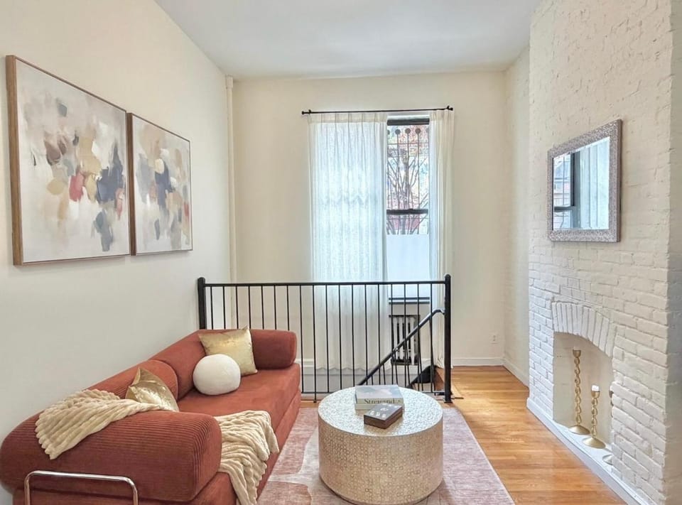 Stay Happy in NYC 2 Bedroom 2 Baths Apartment in East Village