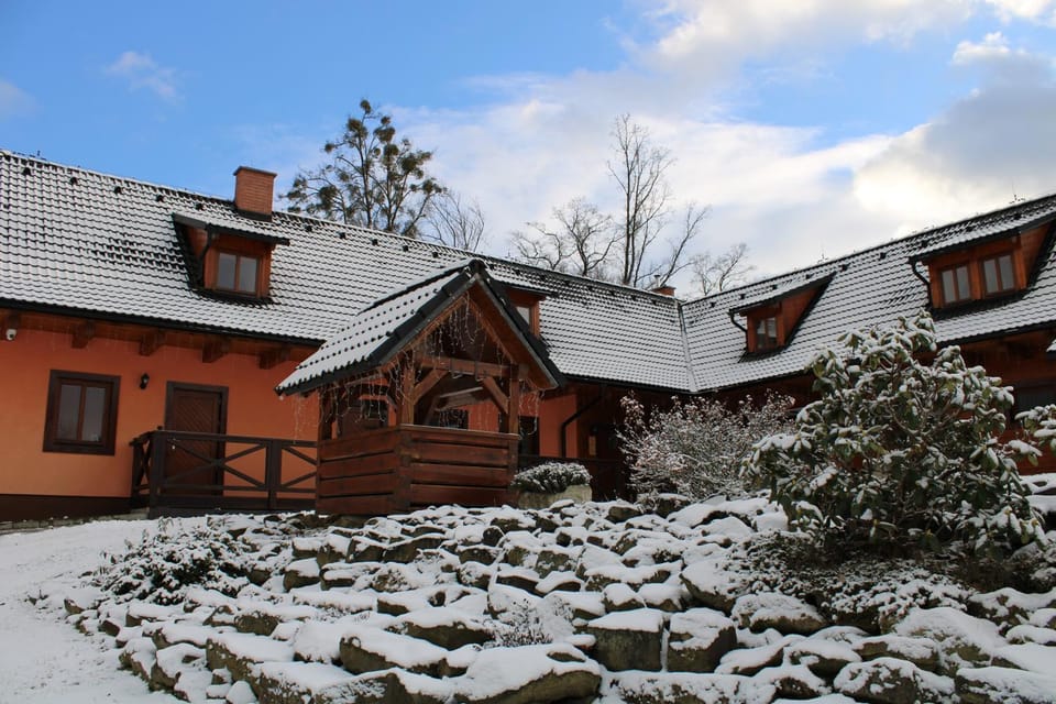 Property building, Day, Winter