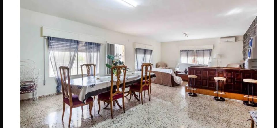 Paradise chalet Villa in Valencian Community
