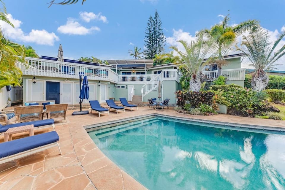 HALE VISTA Tropical Getaway at 4BR Kaanapali House to Relax House in Kaanapali