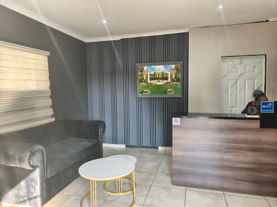 TJ Guest Lodge Bed and Breakfast in Sandton