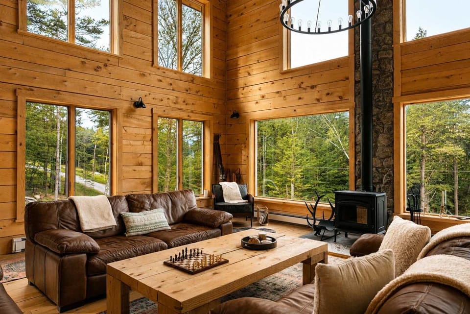 The Grafton Lodge - Secluded Green Mountain Escape House in Grafton