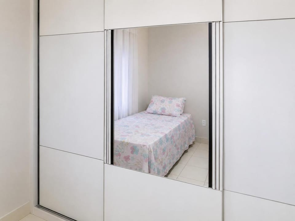 Quarto privativo em apartamento na Praia de Itaparica Vacation rental in Vila Velha