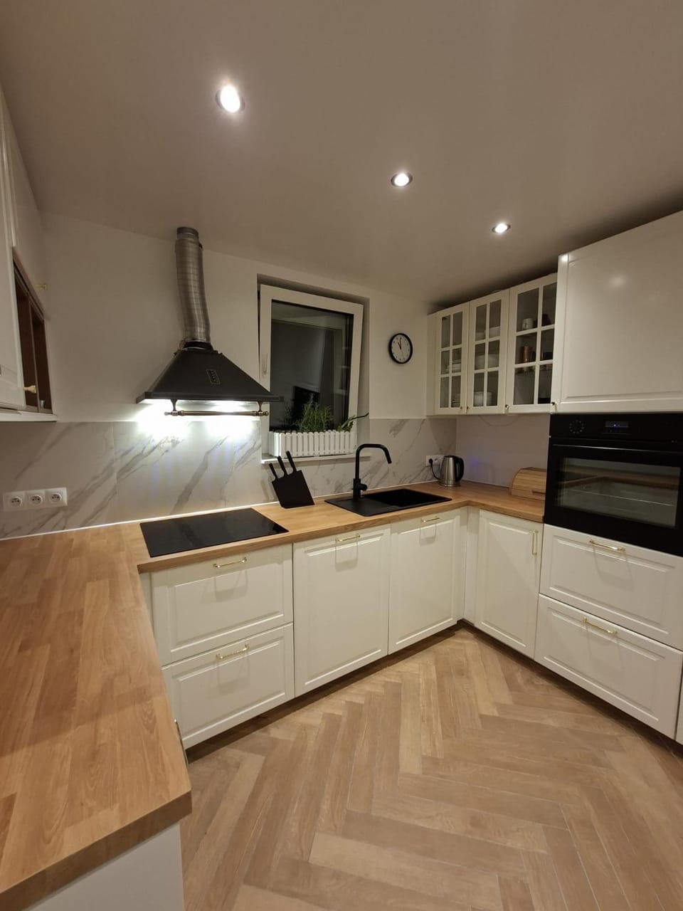 oven, kitchen, kitchen