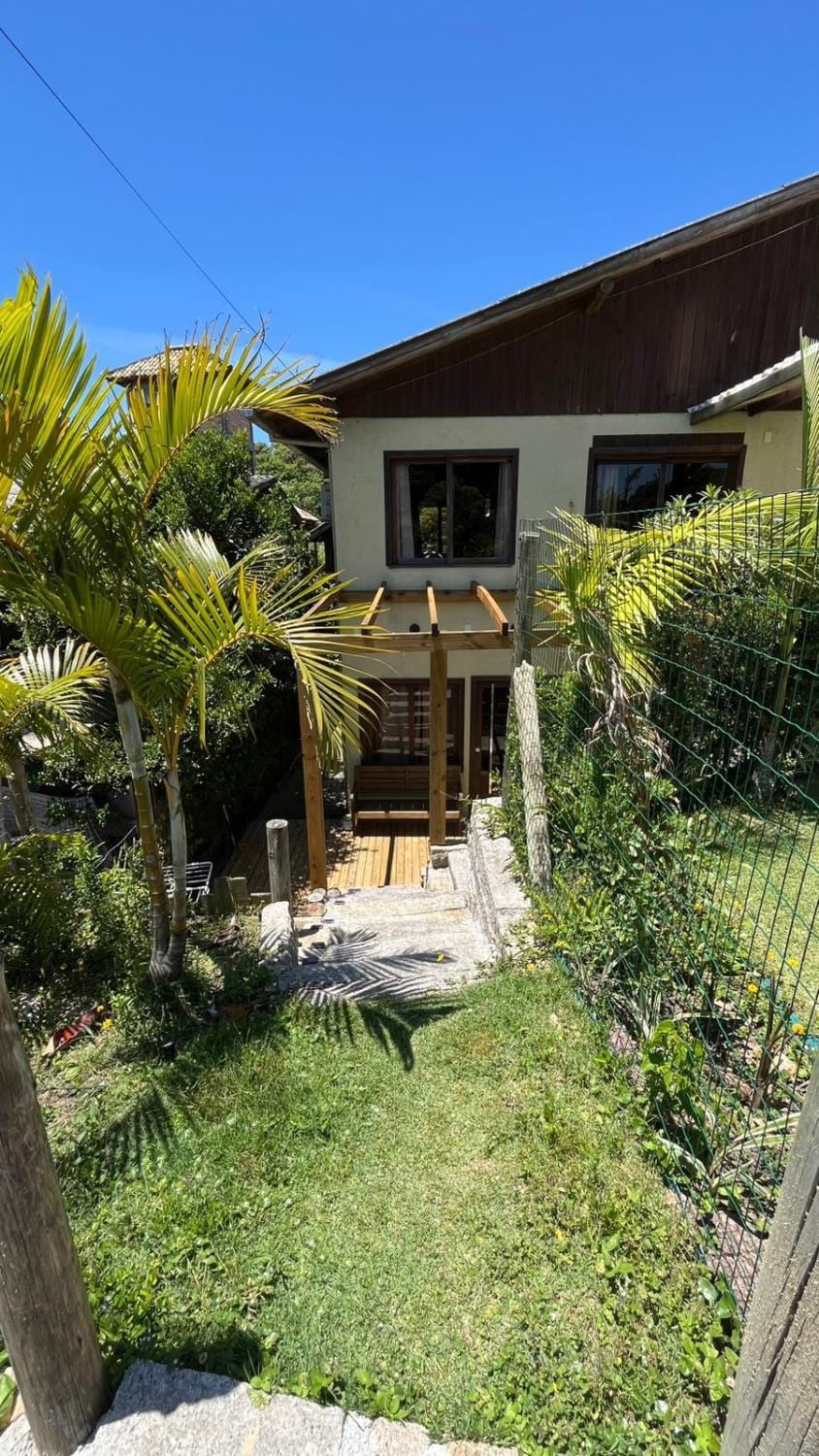 Ampla casa para 2 com pátio privativo House in State of Santa Catarina