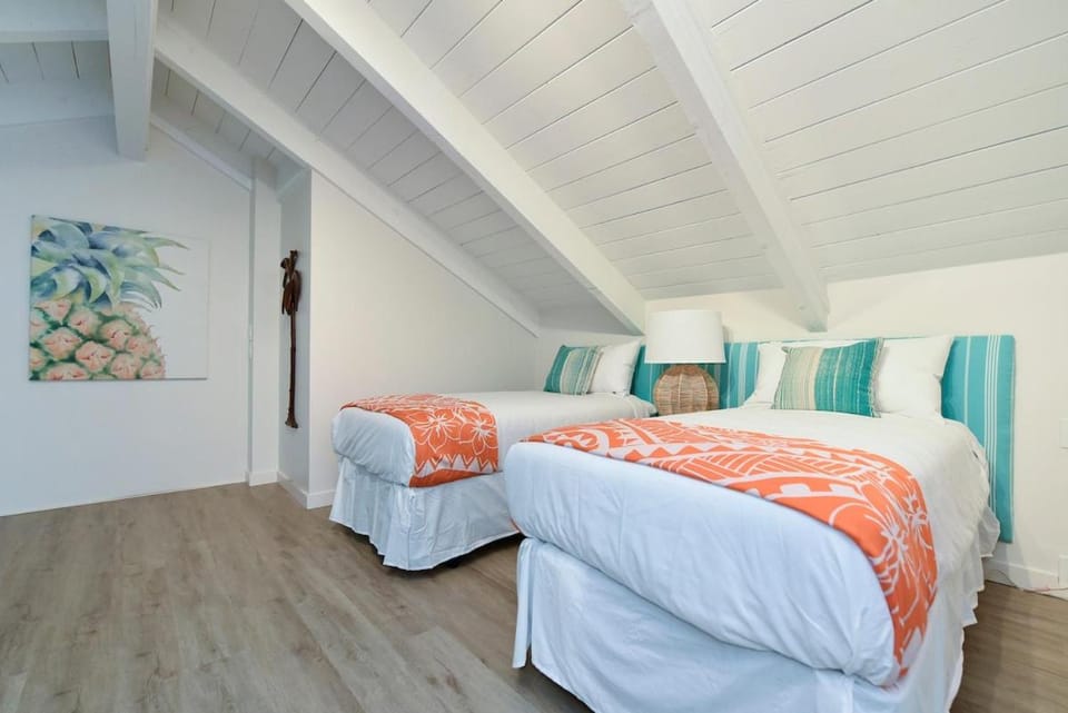 Relaxing Getaway OceanFront 2BD wPool AC - Hoyochi Nikko 201 House in Napili-Honokowai