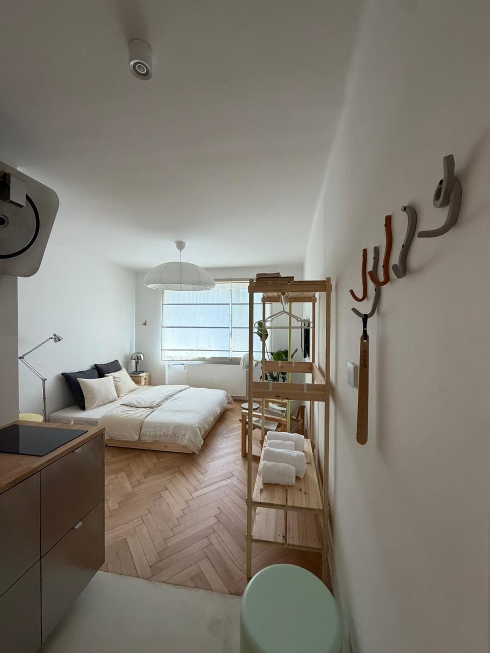 Bed, Photo of the whole room