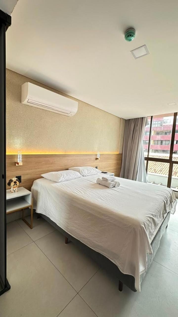 Bed, Photo of the whole room, air conditioner