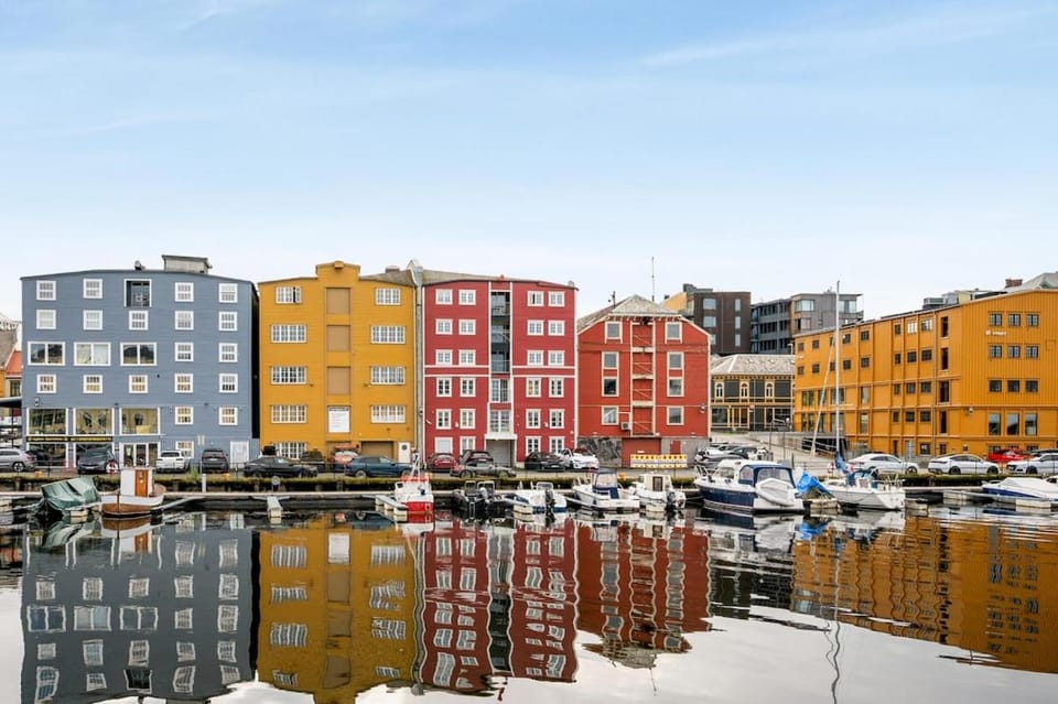 Studio by the canal, 4 beds, city centre Apartment in Trondheim