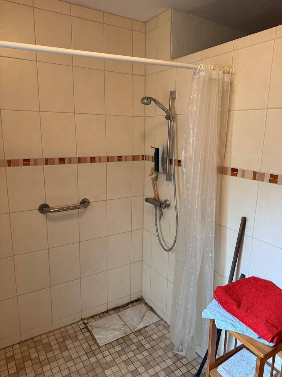 Privatzimmer in Stolzenau-Hibben mit Parkplatz und Garten Vacation rental in Lower Saxony, Germany