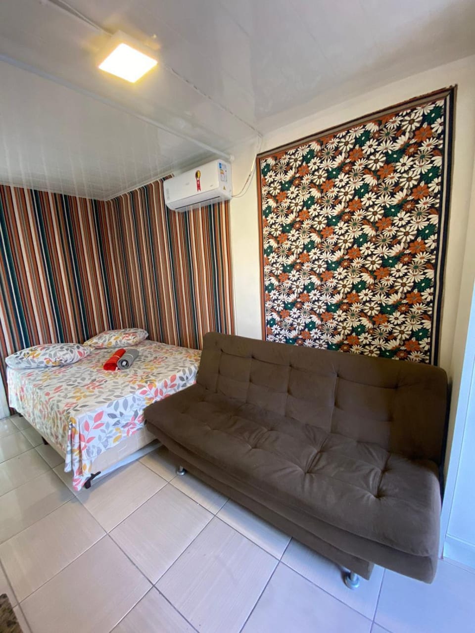 Pousada Ecocontainer Inn in Florianopolis