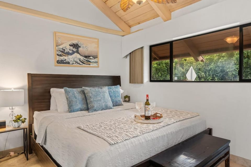 OceanFront 2BD with Ocean Views and AC - Hoyochi Nikko 208 House in Napili-Honokowai