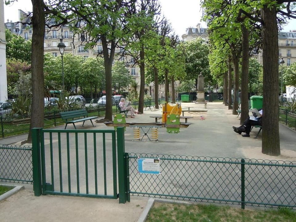 Studio Cosy Paris Dauphine Apartment in Paris