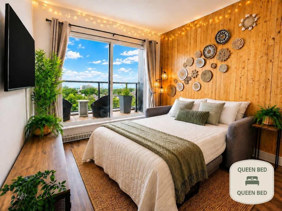 Penthouse FREE indoor Parking Downtown, Balcony Apartment in Quebec City