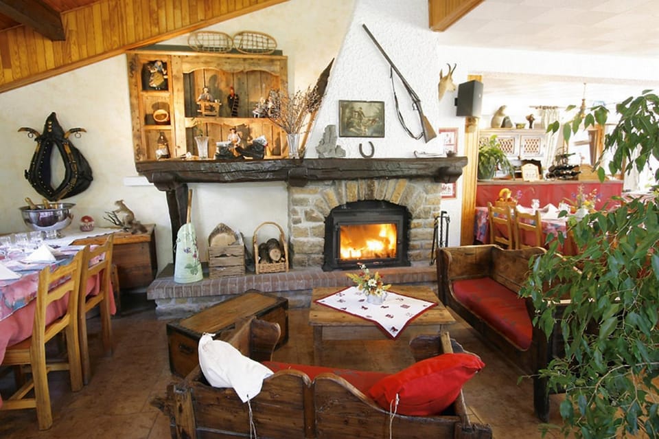 Winter, Lounge or bar