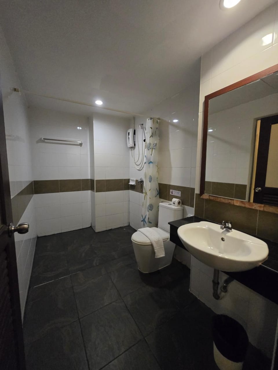 Shower, Toilet, Bathroom