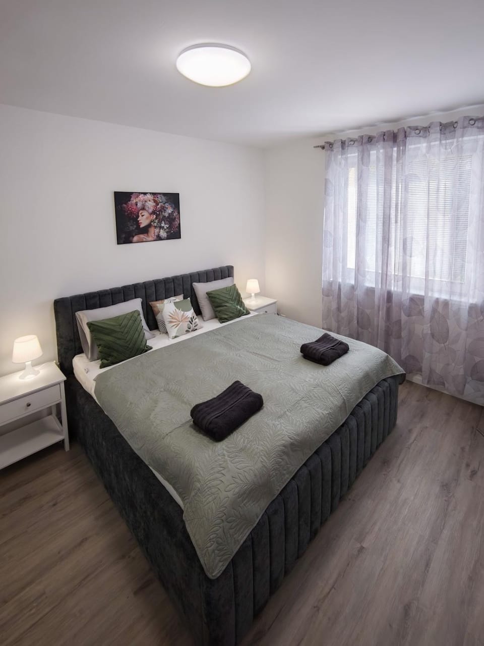 Bed, Bedroom