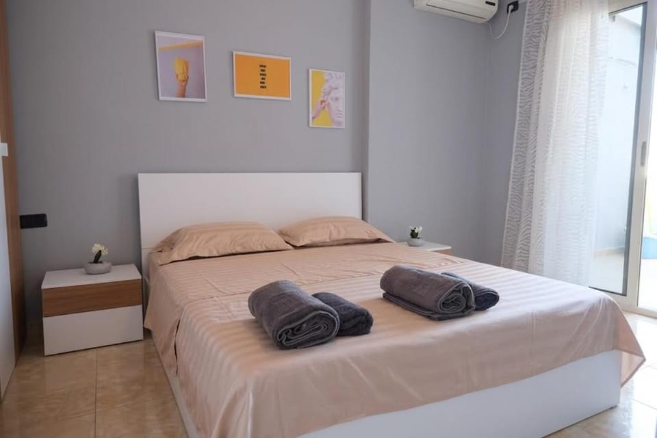 Apartment next to Block District Apartment in Tirana