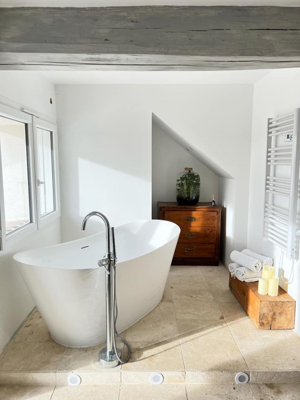 Bathroom, Bath, towels