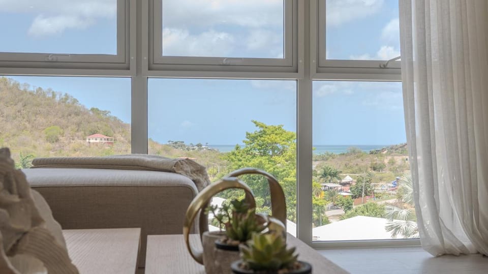 Ocean Breeze 2 Bedroom Condo Lower Unit 4B Apartment in Saint Mary, Antigua and Barbuda