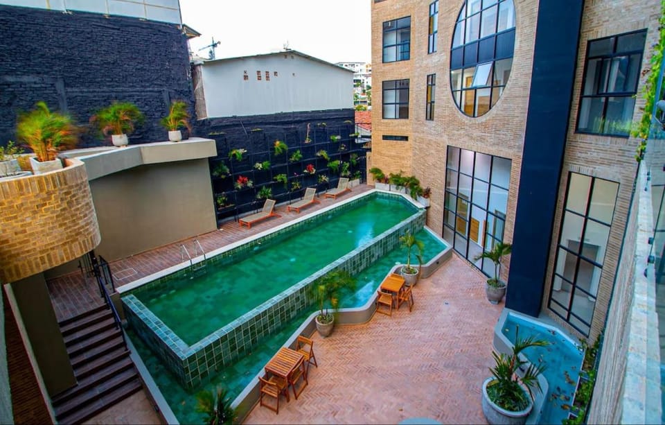 Pool view, Swimming pool