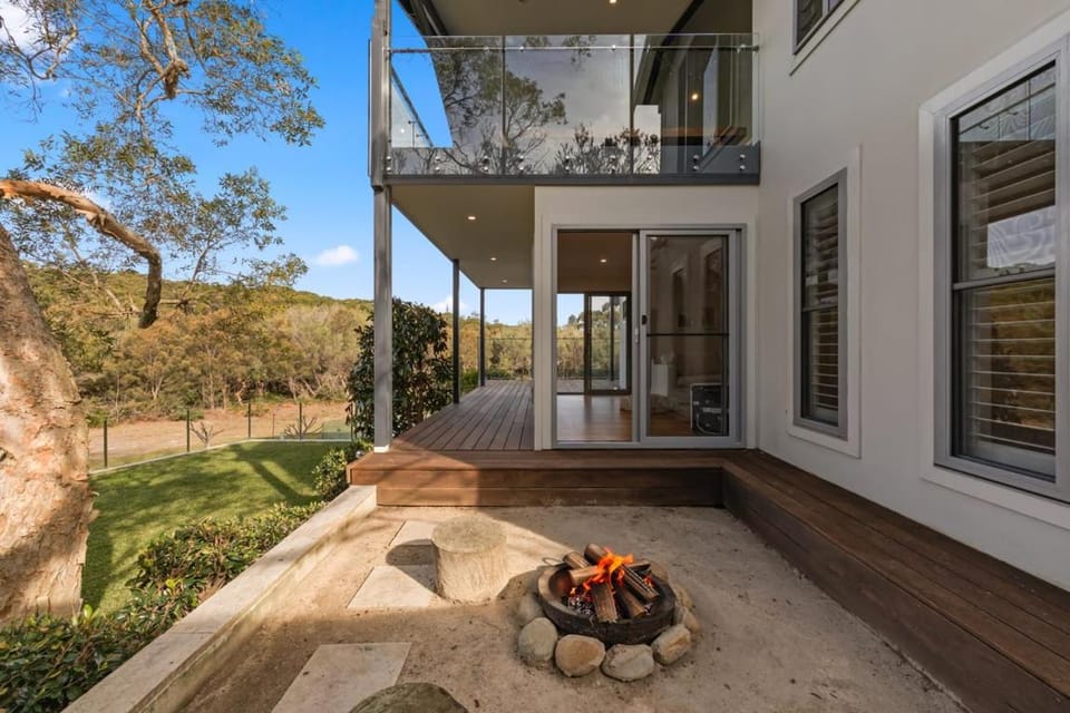 Garden, Balcony/Terrace, fireplace