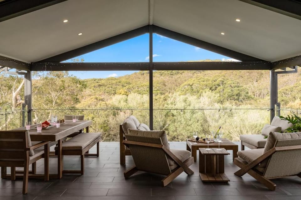 Patio, Natural landscape, Balcony/Terrace, Dining area