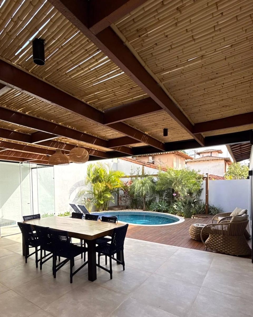 Shower, Swimming pool