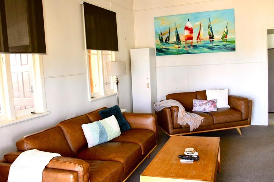 saltwater - terrigal beach bungalow House in Terrigal