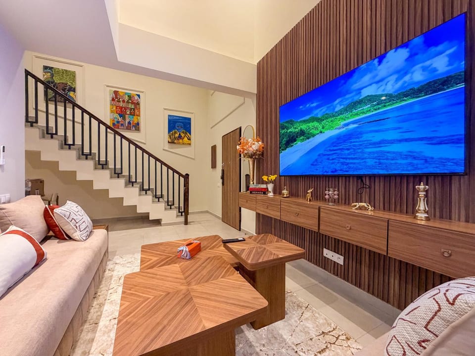 Communal lounge/ TV room, TV and multimedia, Living room, Seating area