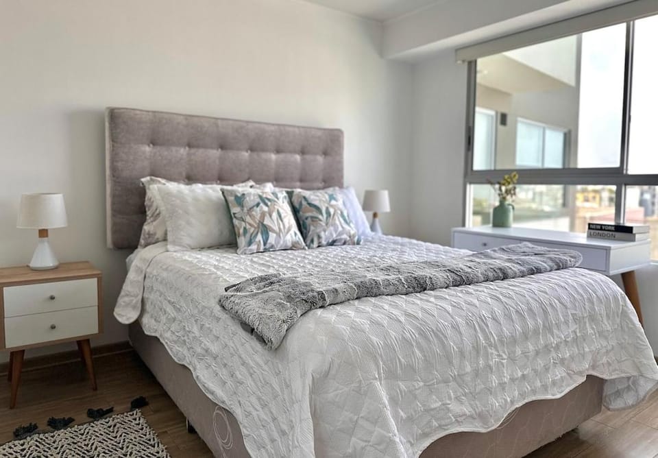Apartamento con piscina entre Larcomar y Puente Suspiros Apartment in Barranco