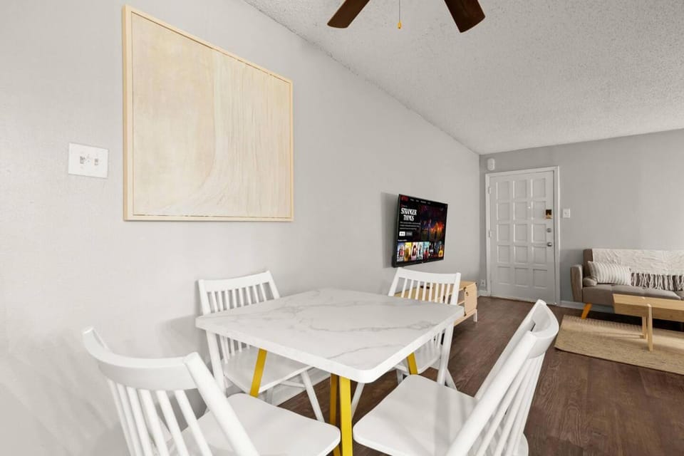 Zilker Park Studio Near Barton Springs &Downtown Apartment in Zilker