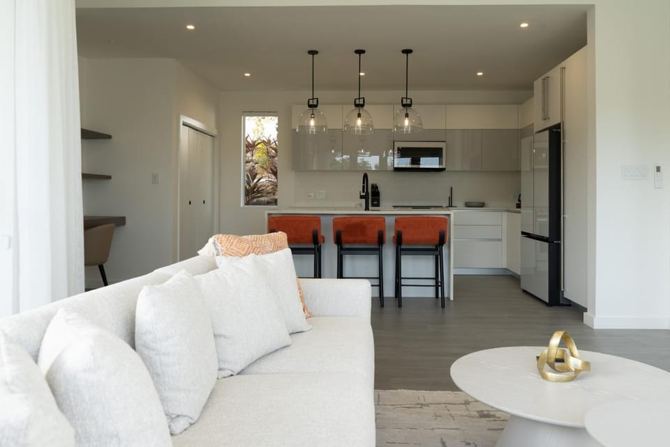 Ocean Breeze 2 Bedroom Condo Upper Unit 11A Apartment in Saint Mary, Antigua and Barbuda