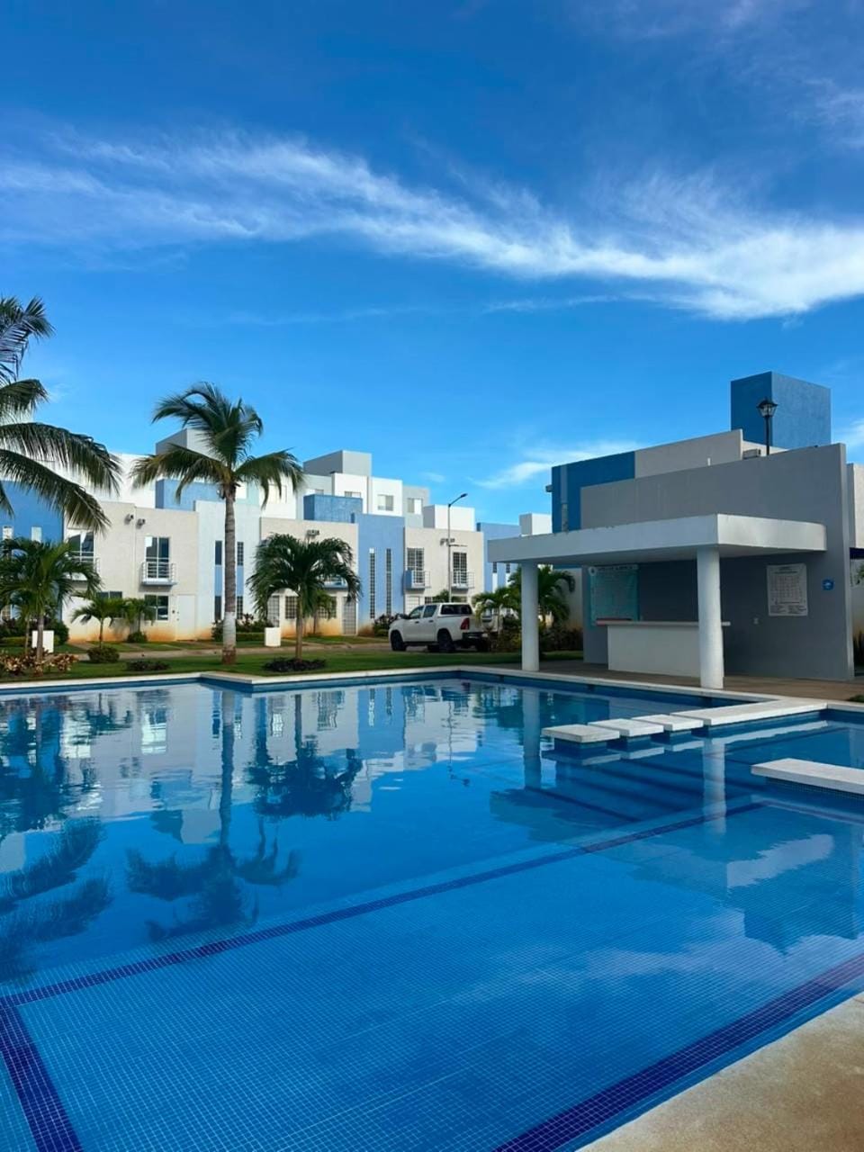 Swimming pool
