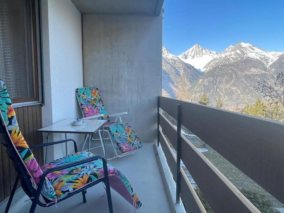 Nesthorn Lodge Apartment in Canton of Valais