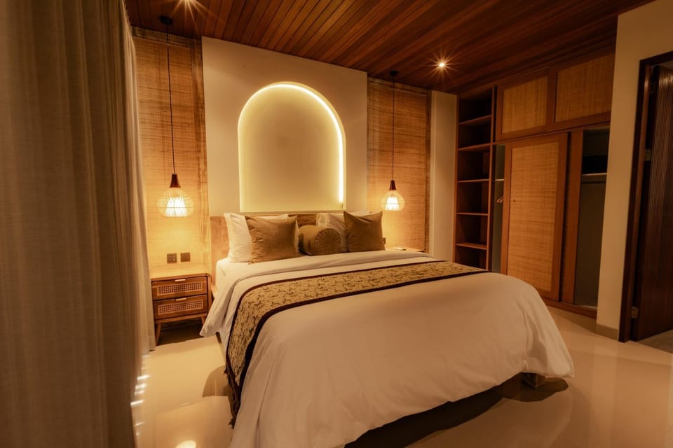 Bed, Photo of the whole room, Bedroom, wardrobe