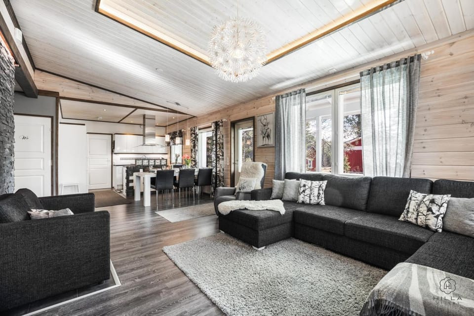 Aurora Halo Polaris Suite House in Lapland