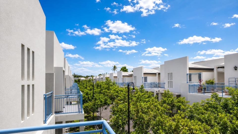 Signature 3BR - Luxury Villa - Santorini - Negombo Villa in Negombo