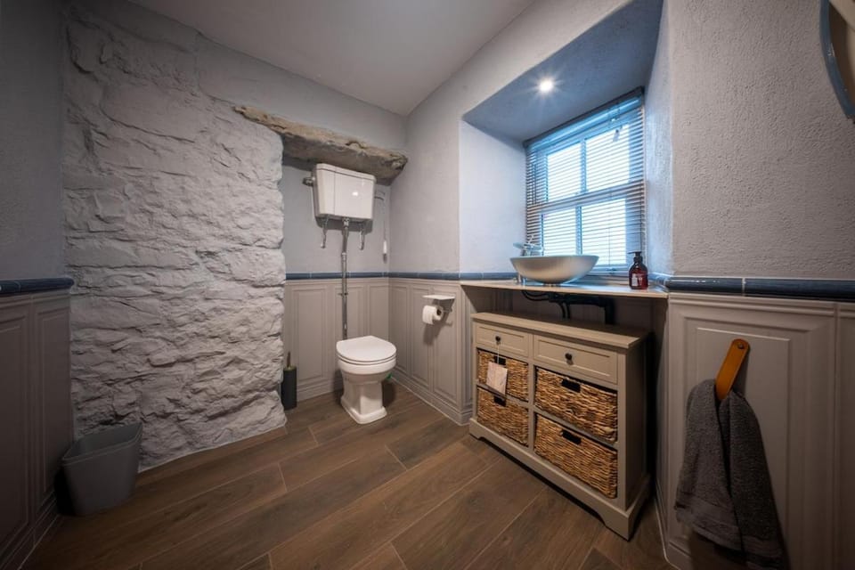 Incredible Galway Thatch Stylish Cottage Near Oranmore Sleeps 6 House in County Galway