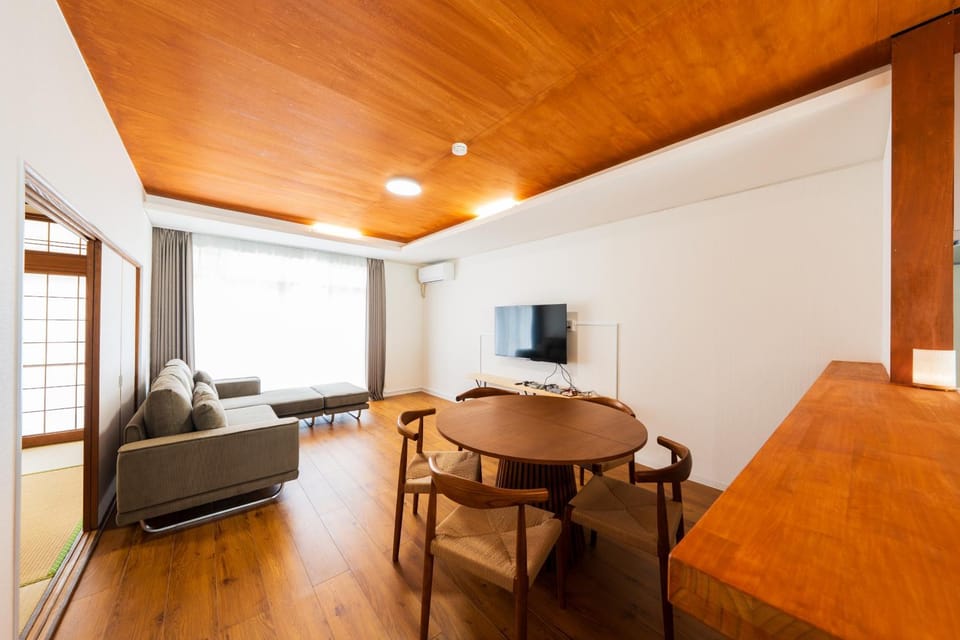 plus one nanakuma Apartment in Fukuoka