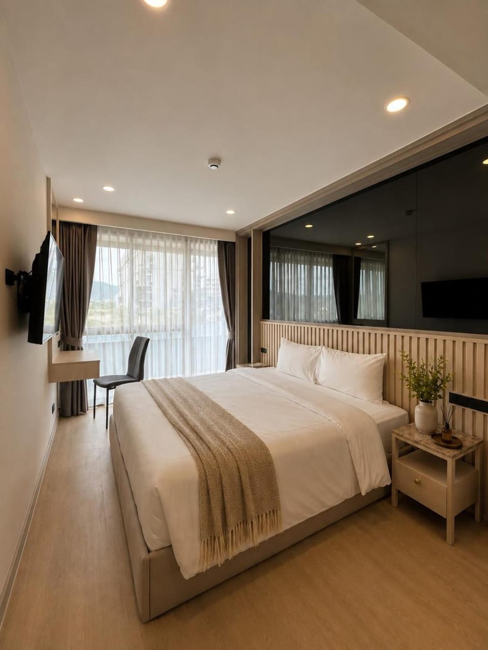 Ozone 1BR Near Laguna - Direct Pool Access Apartment in Choeng Thale