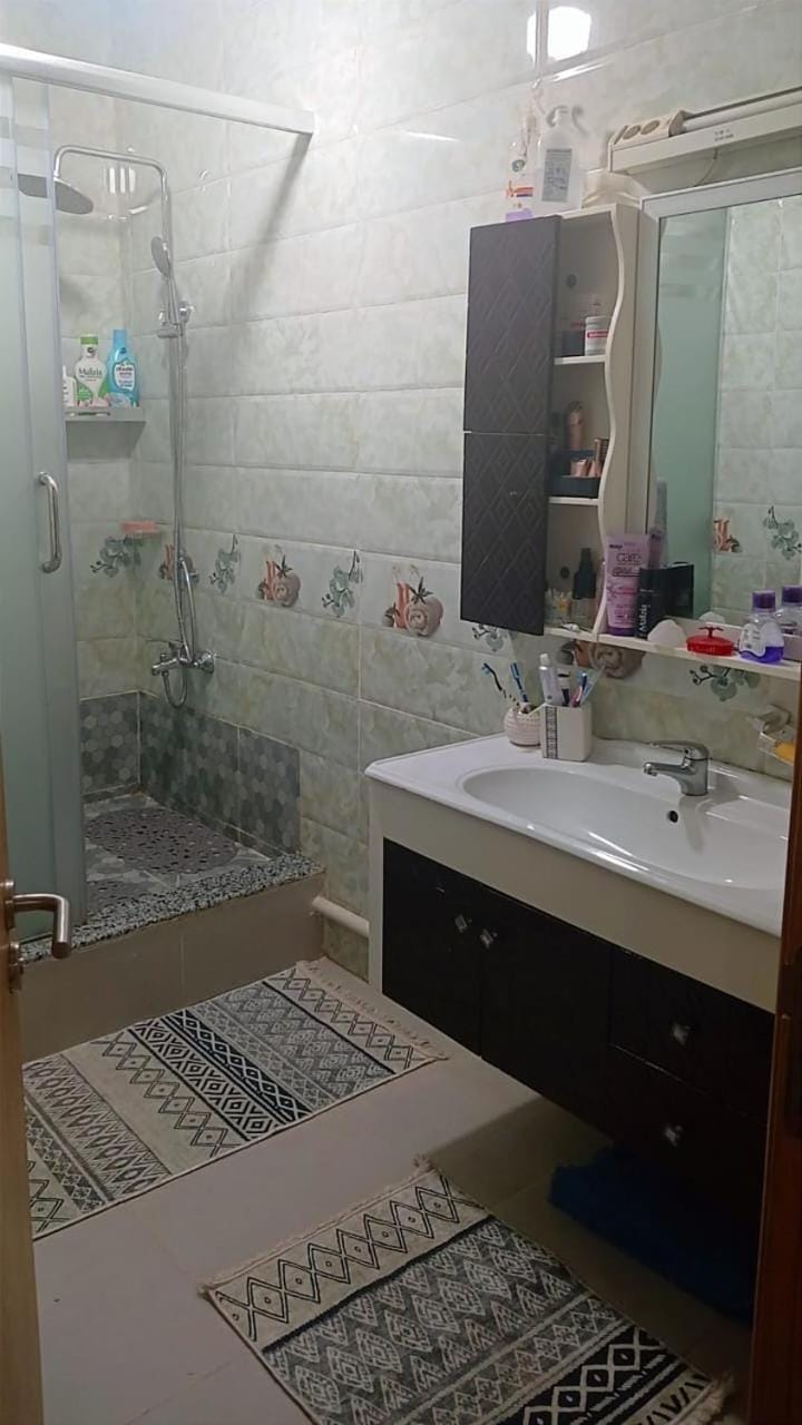 Appartement spacieux Apartment in Algiers Province, Algeria