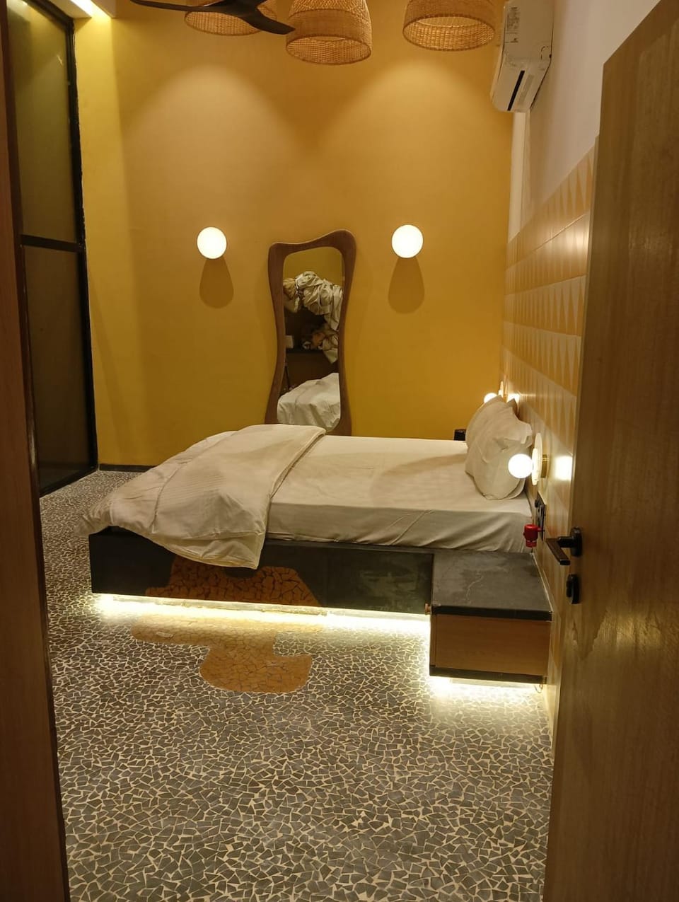 Sunset Crest Villa in Maharashtra
