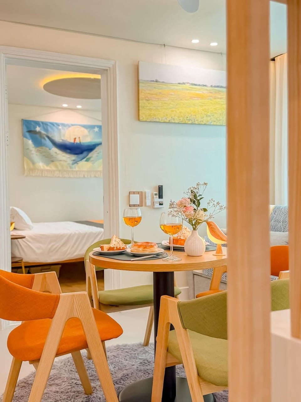 Living room, Seating area