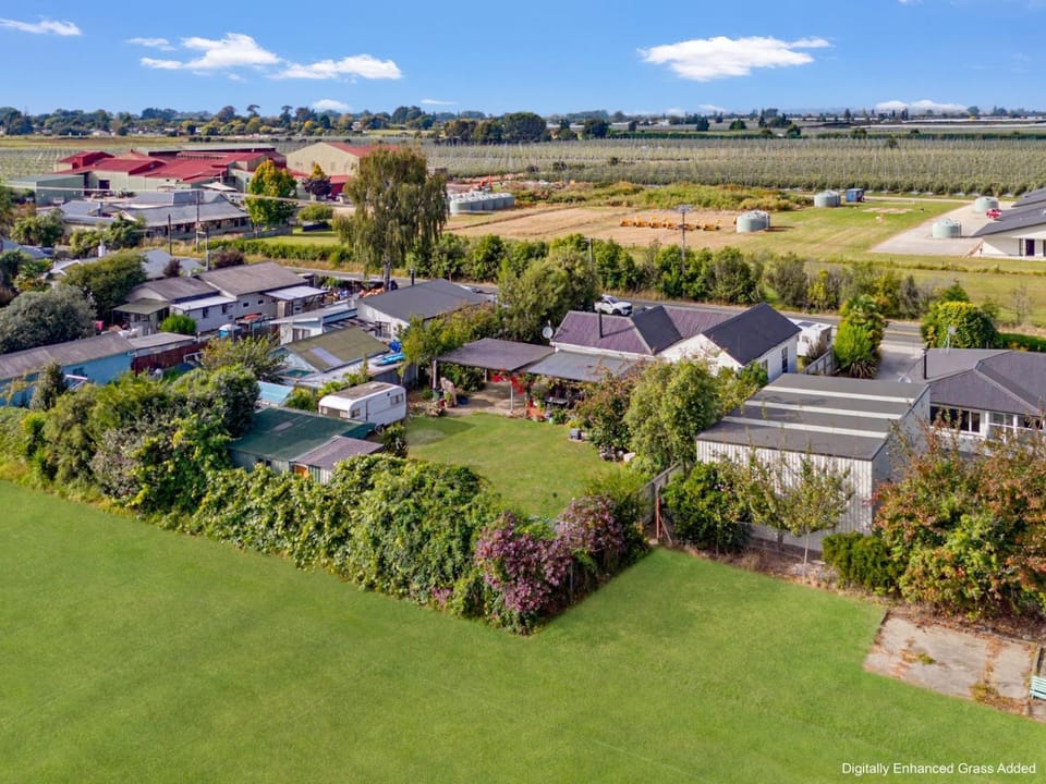 The Old Villa Riwaka House in Tasman District, Tasman, New Zealand