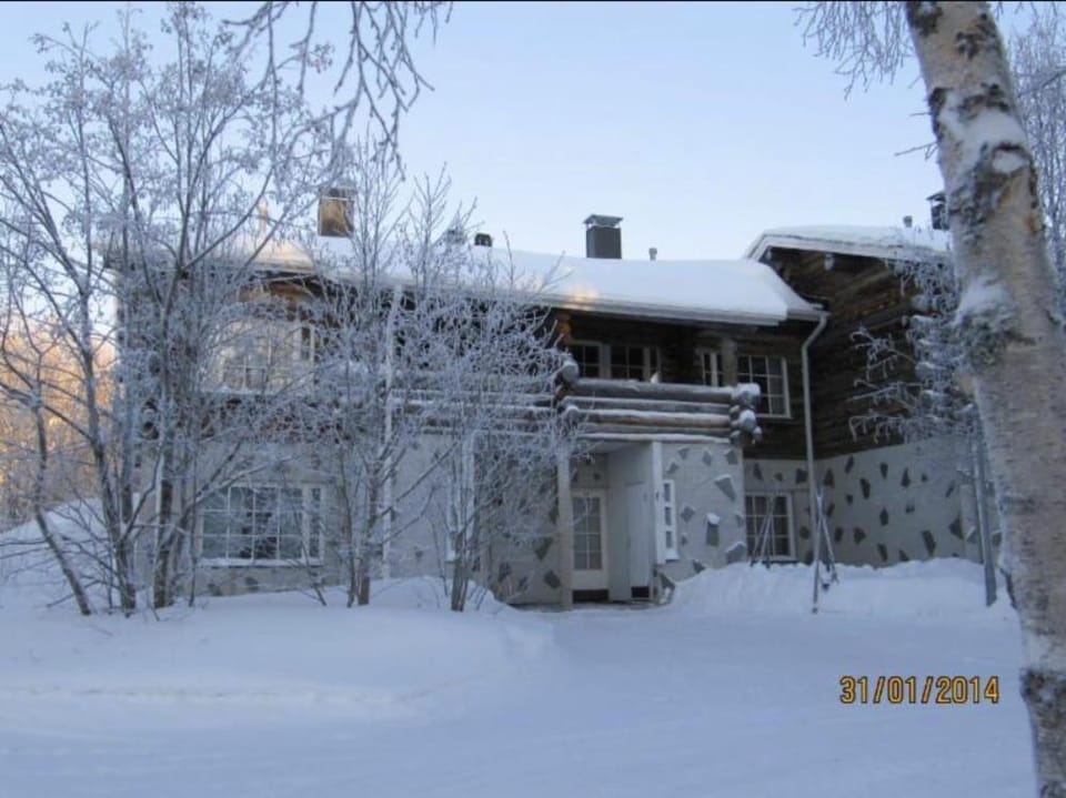 Property building, Day, Natural landscape, Winter