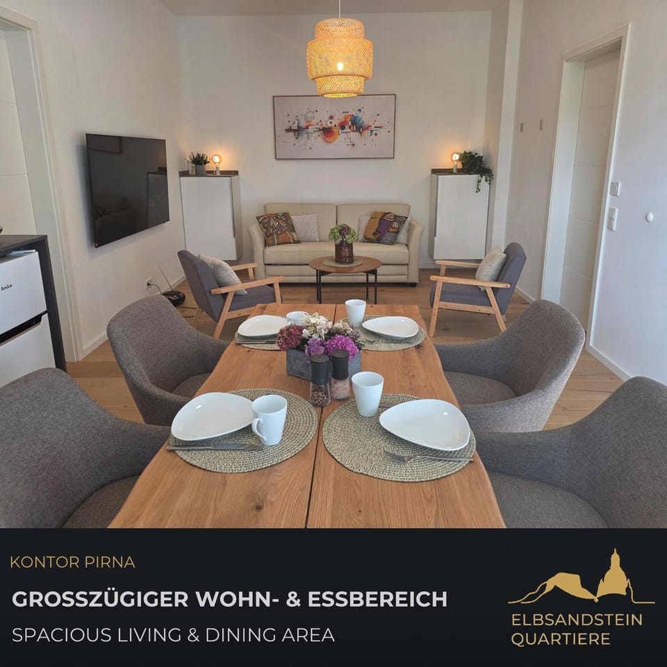 Living room, Seating area, Dining area